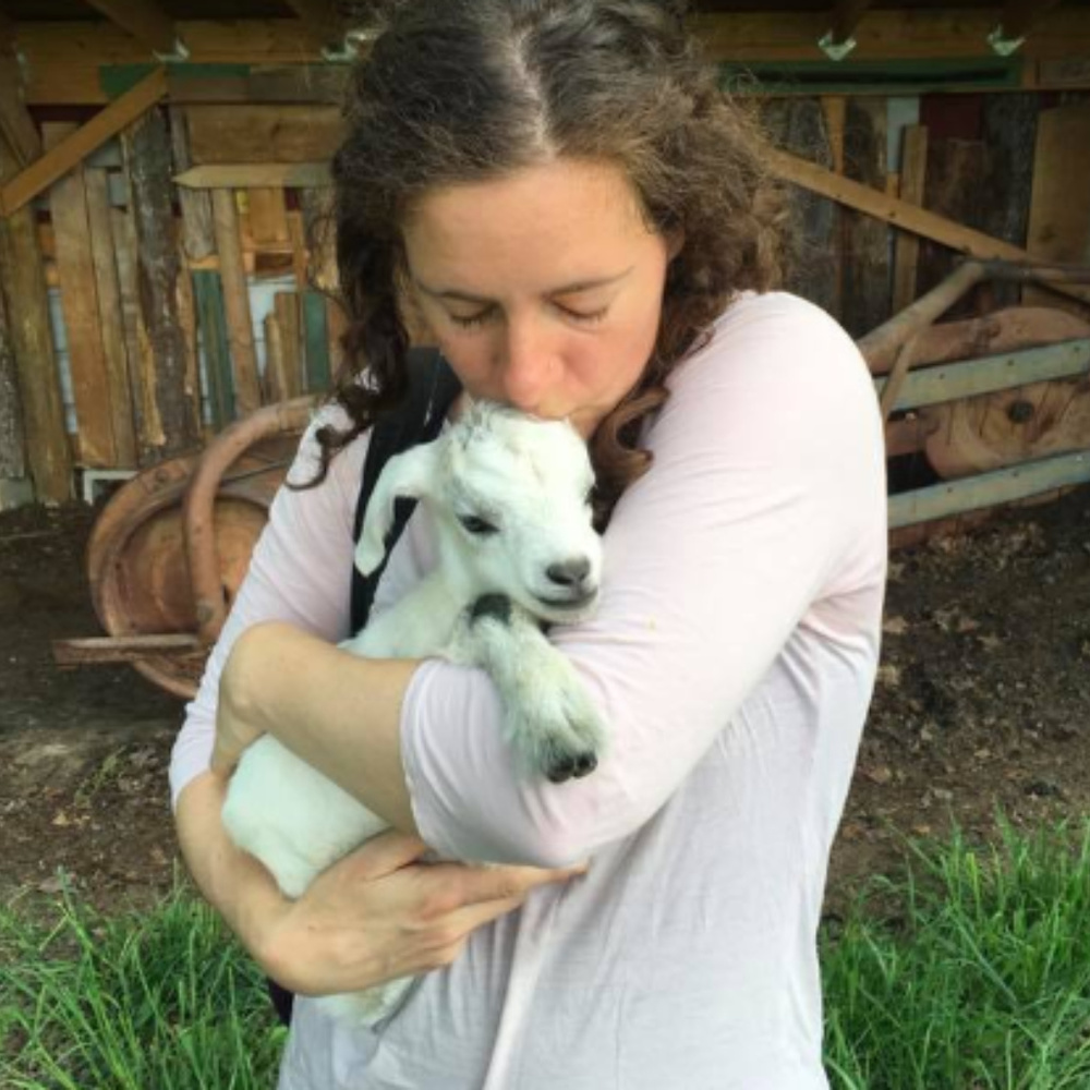 Meet your Posher, Rebekah
